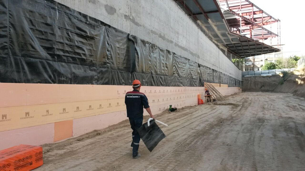 Когда надо защитить фундамент выше пятиэтажного дома ТРЦ SHYMKENT PLAZA