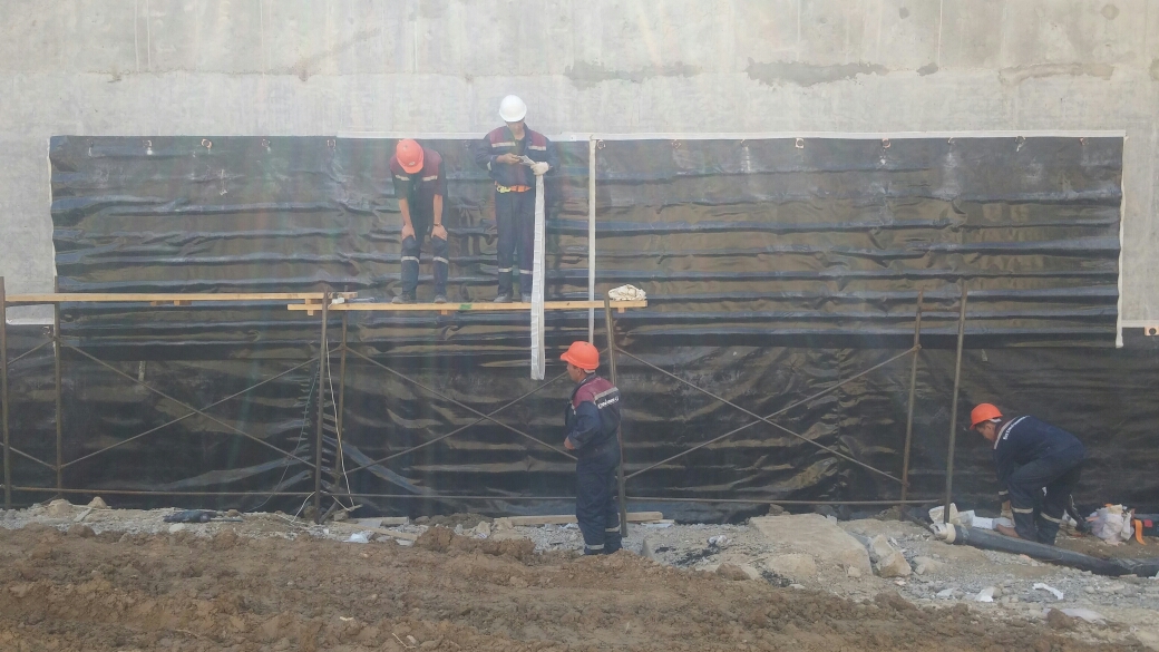 Когда надо защитить фундамент выше пятиэтажного дома ТРЦ SHYMKENT PLAZA